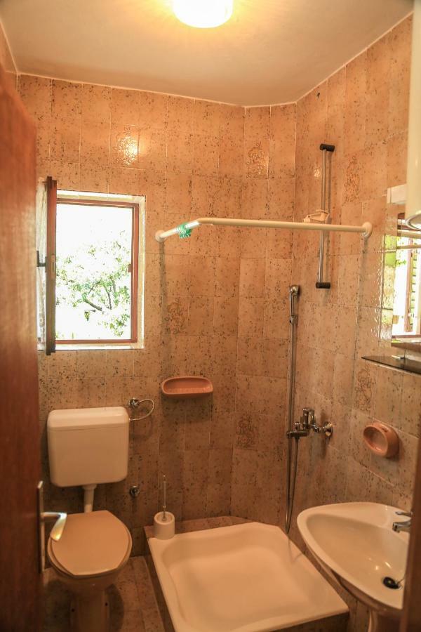 Marivo Guest House โมลูนัท ภายนอก รูปภาพ